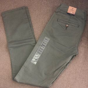 ‼️ NWT AE Olive Skinny Pants